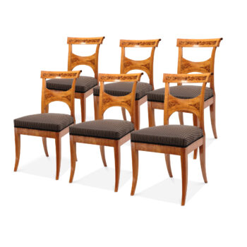 Satz Biedermeier Stühle